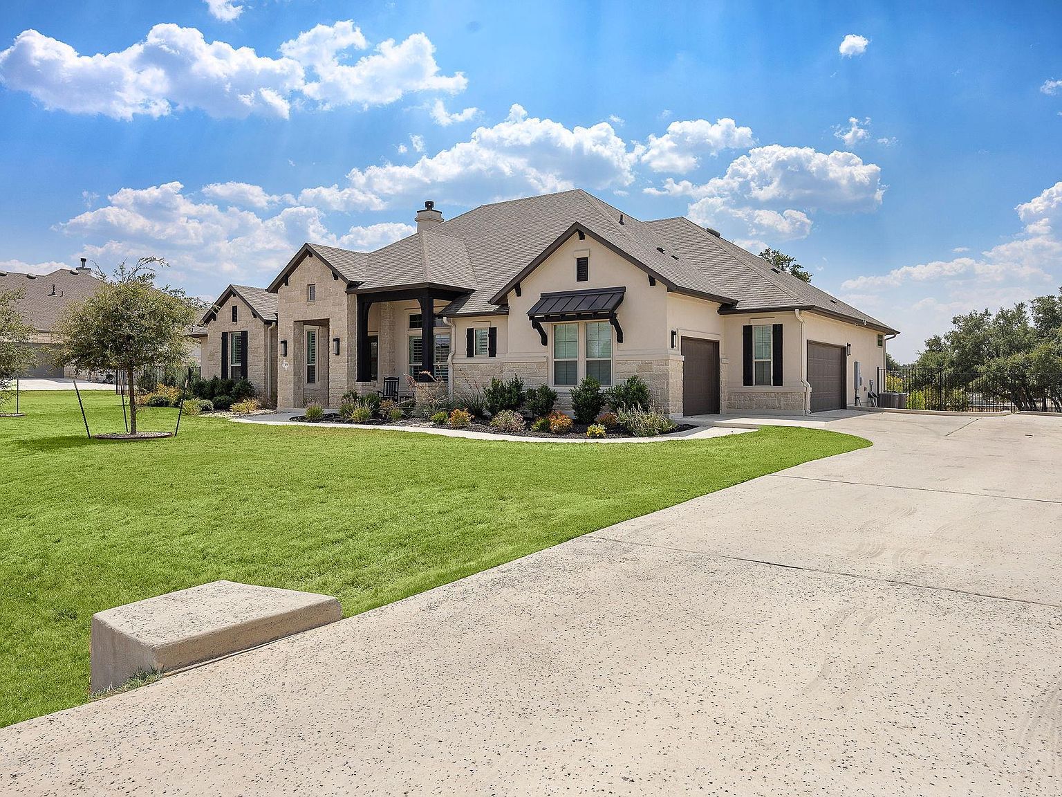 109 Houston Loop Liberty Hill, TX 78642 - Thumbnail 3