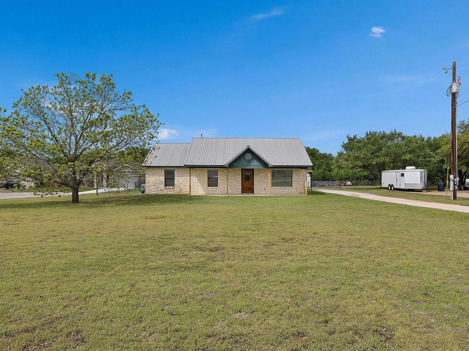306 Dove Trl Bertram, TX 78605 - Thumbnail 3