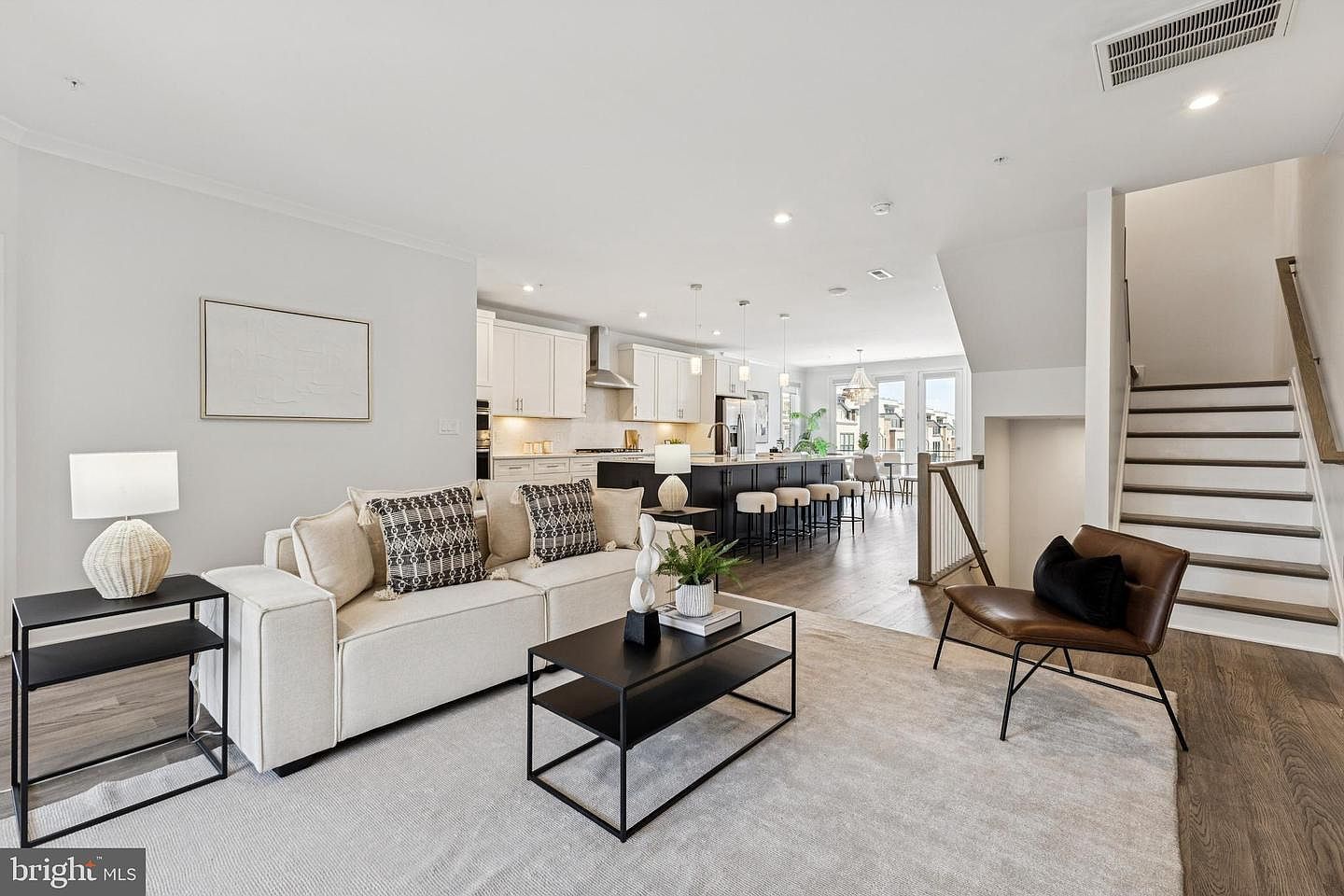 4635 Charger Pl Unit 805 Chantilly, VA 20151 - Thumbnail 3