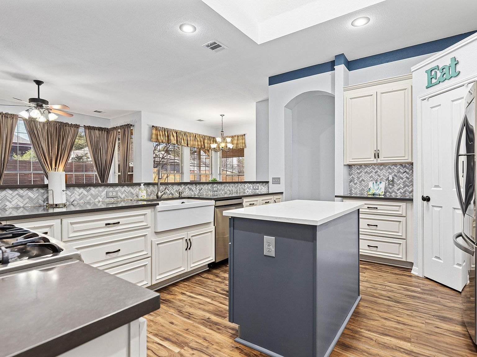 807 Yale Dr Pflugerville, TX 78660 - Thumbnail 3