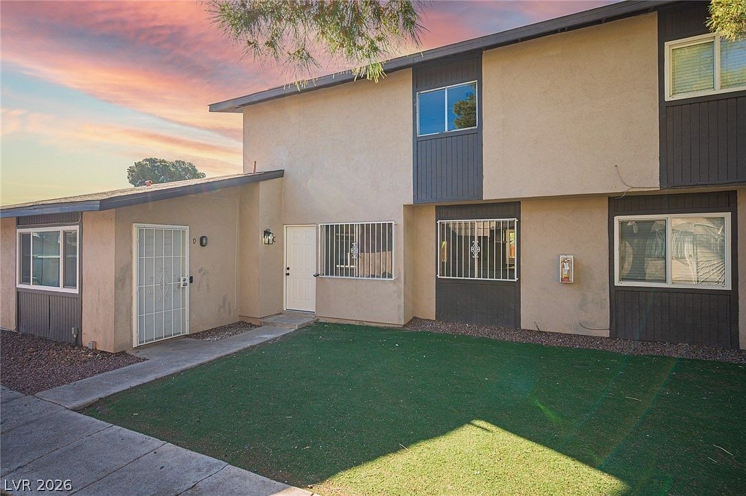 208 Bruce St APT C Las Vegas, NV 89101 - Thumbnail 3