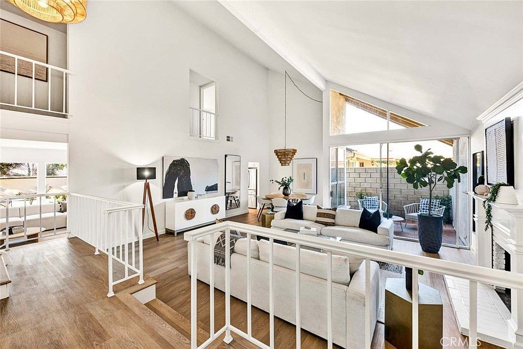 22831 Costa Bella Dr Lake Forest, CA 92630 - Thumbnail 3