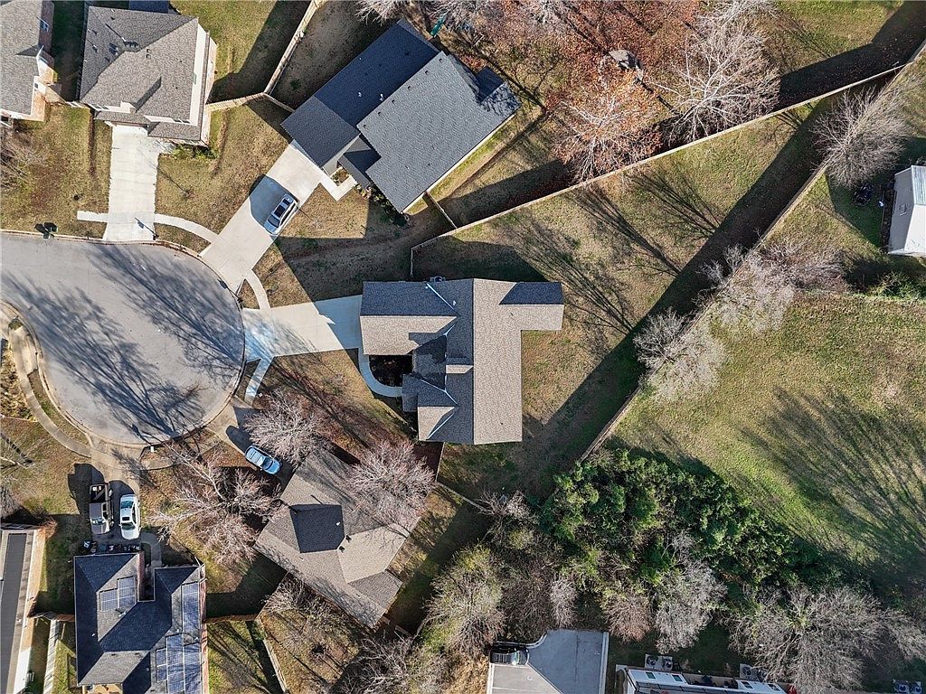 1150 S Liberty Dr Fayetteville, AR 72701 - Thumbnail 3