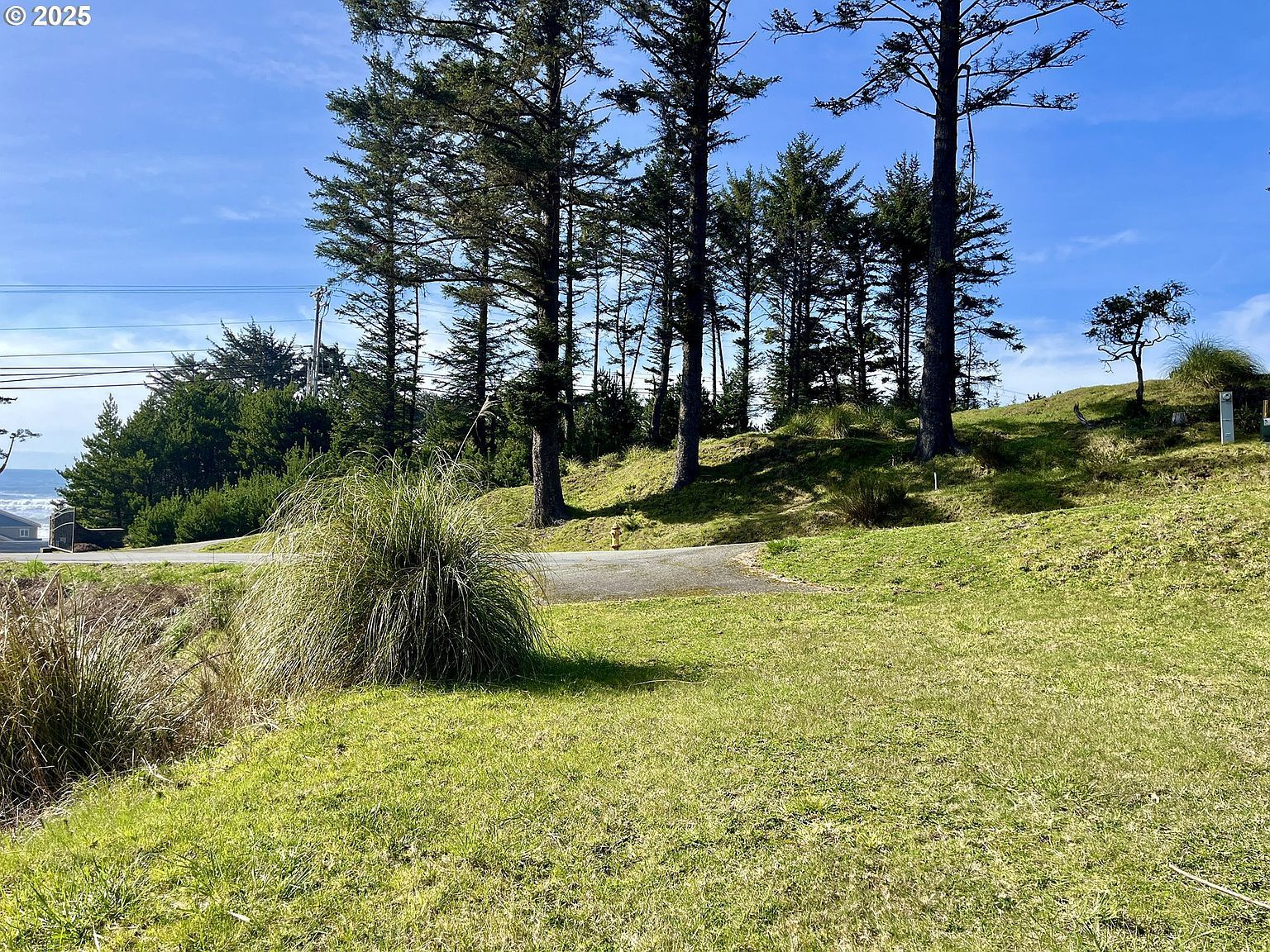 95015 Pacific Vista Dr #5 Gold Beach, OR 97444 - Thumbnail 3