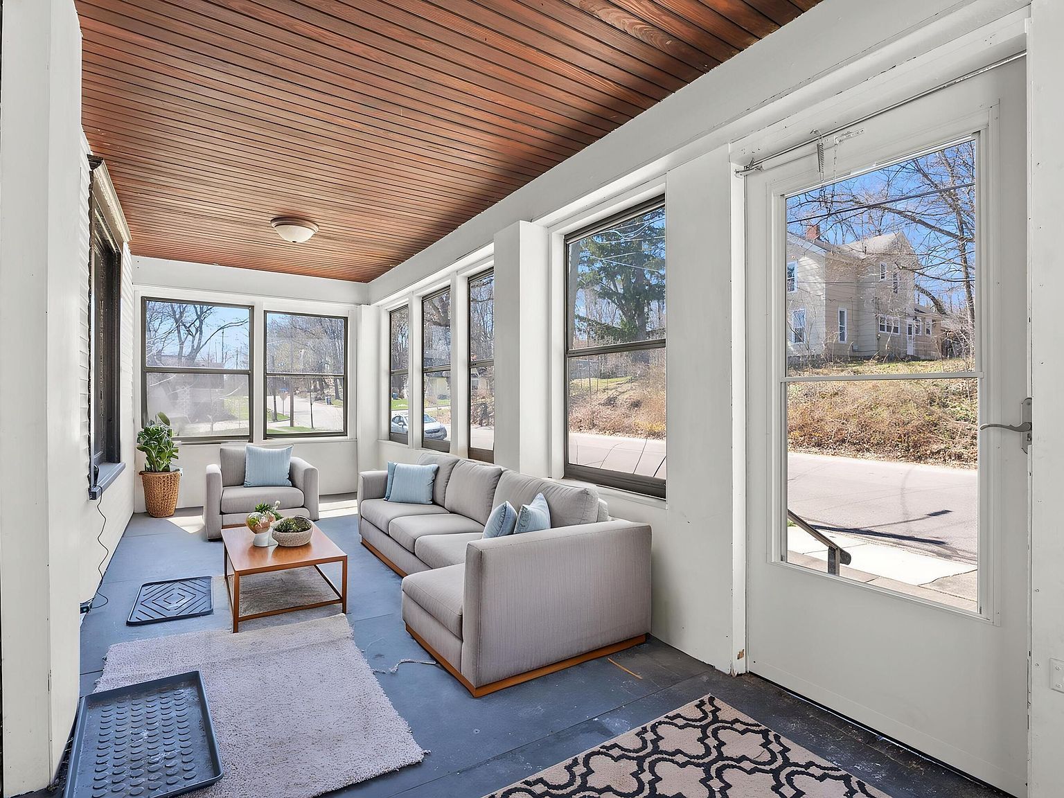 914 Denner St Kalamazoo, MI 49006 - Thumbnail 3