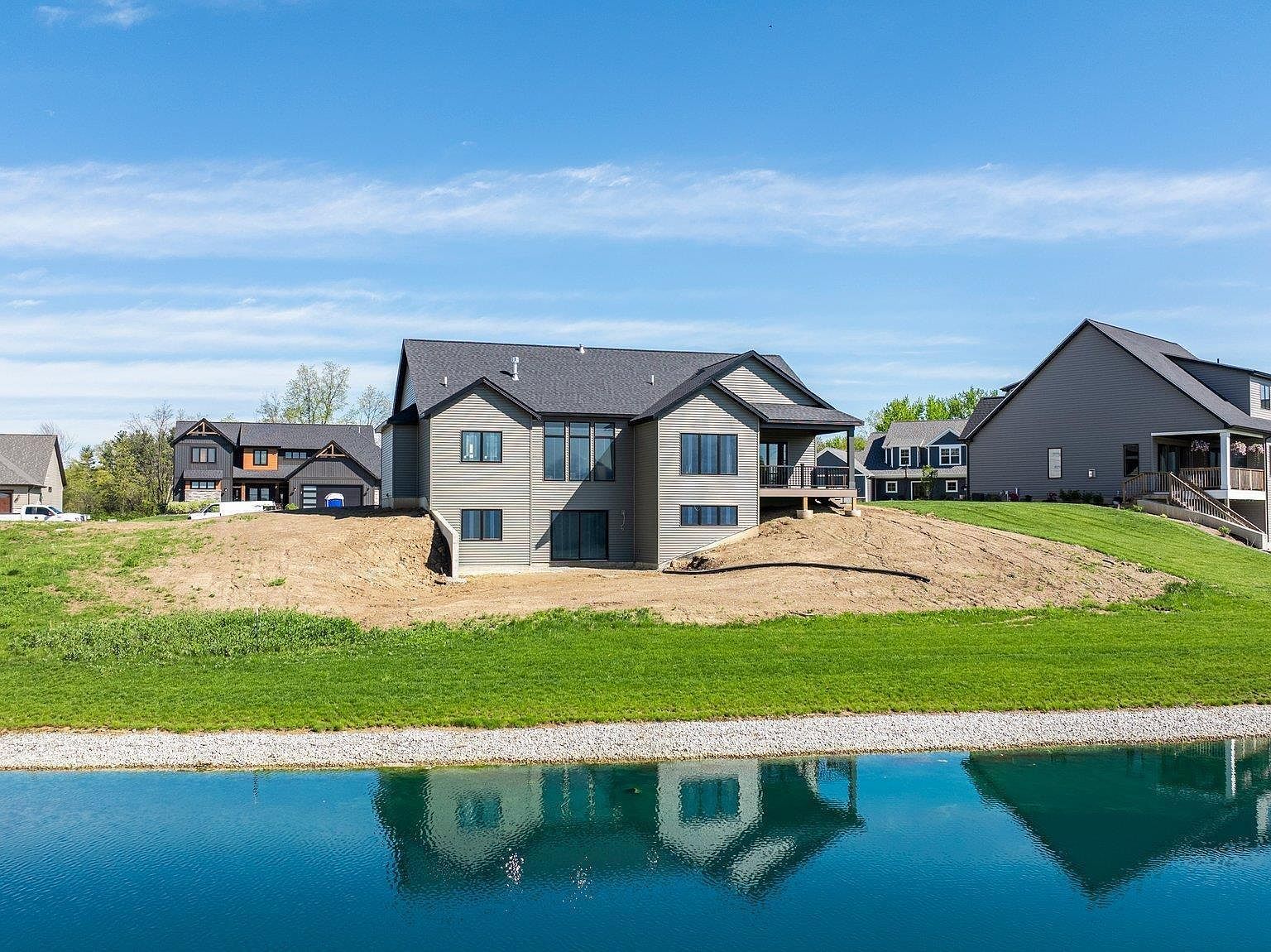 670 Gatcombe Run Fort Wayne, IN 46845 - Thumbnail 3