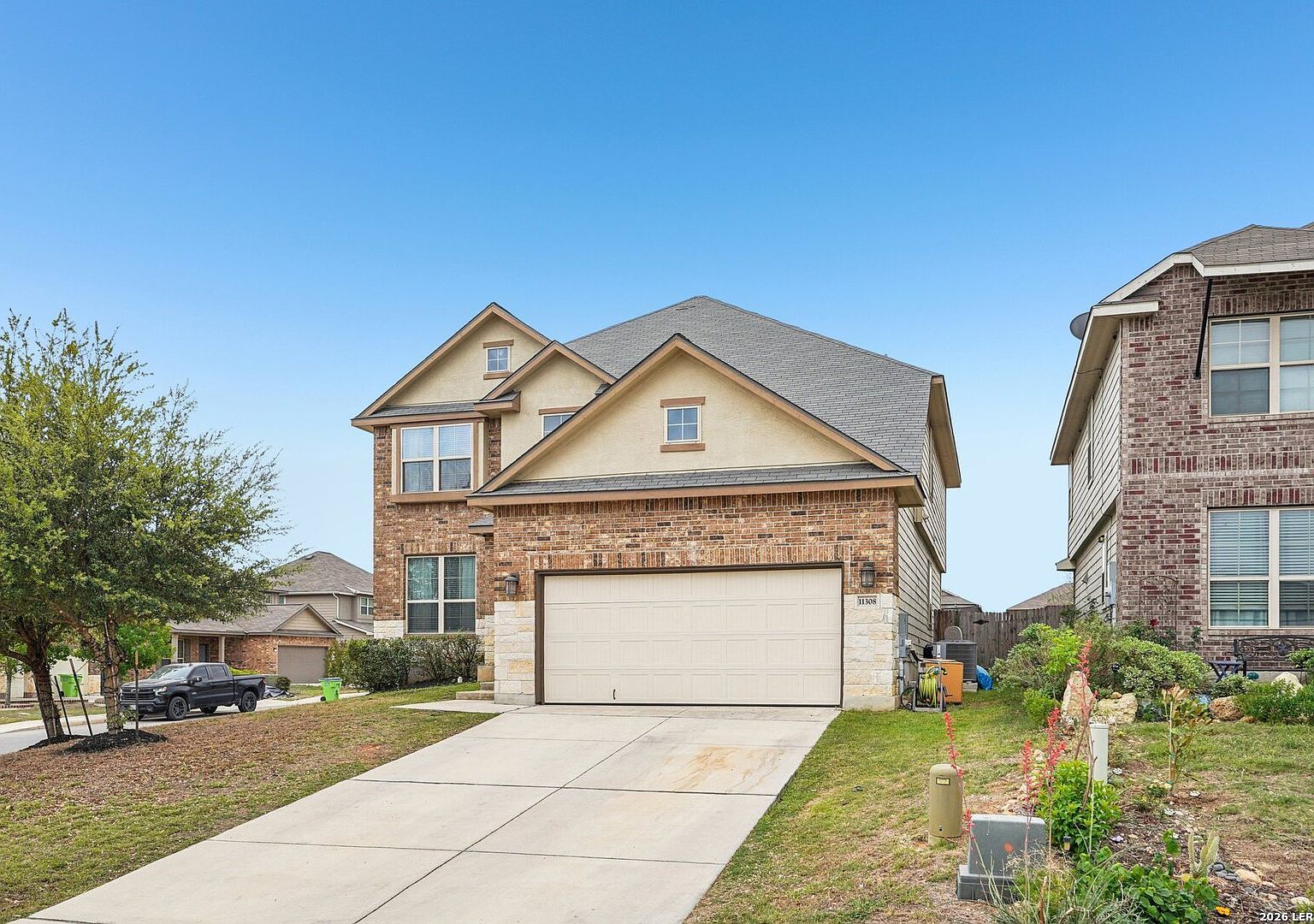 11308 Silver Rose San Antonio, TX 78245 - Thumbnail 3