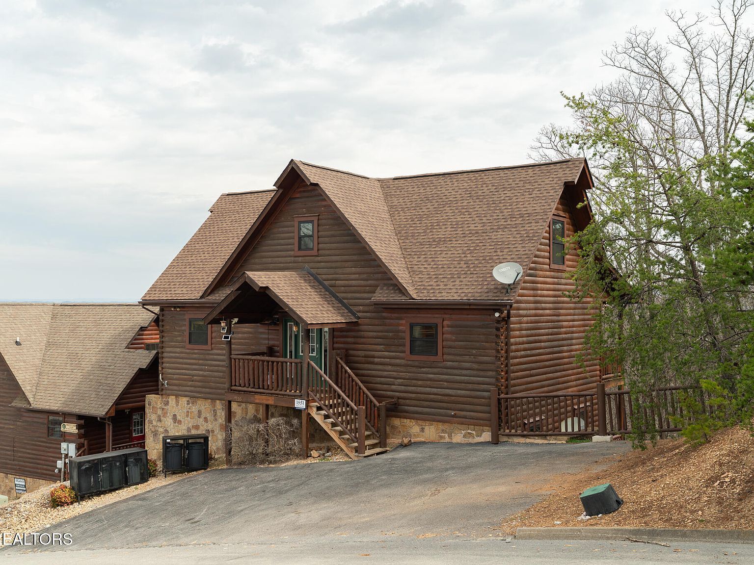 1551 Bears Den Way Sevierville, TN 37876 - Thumbnail 3