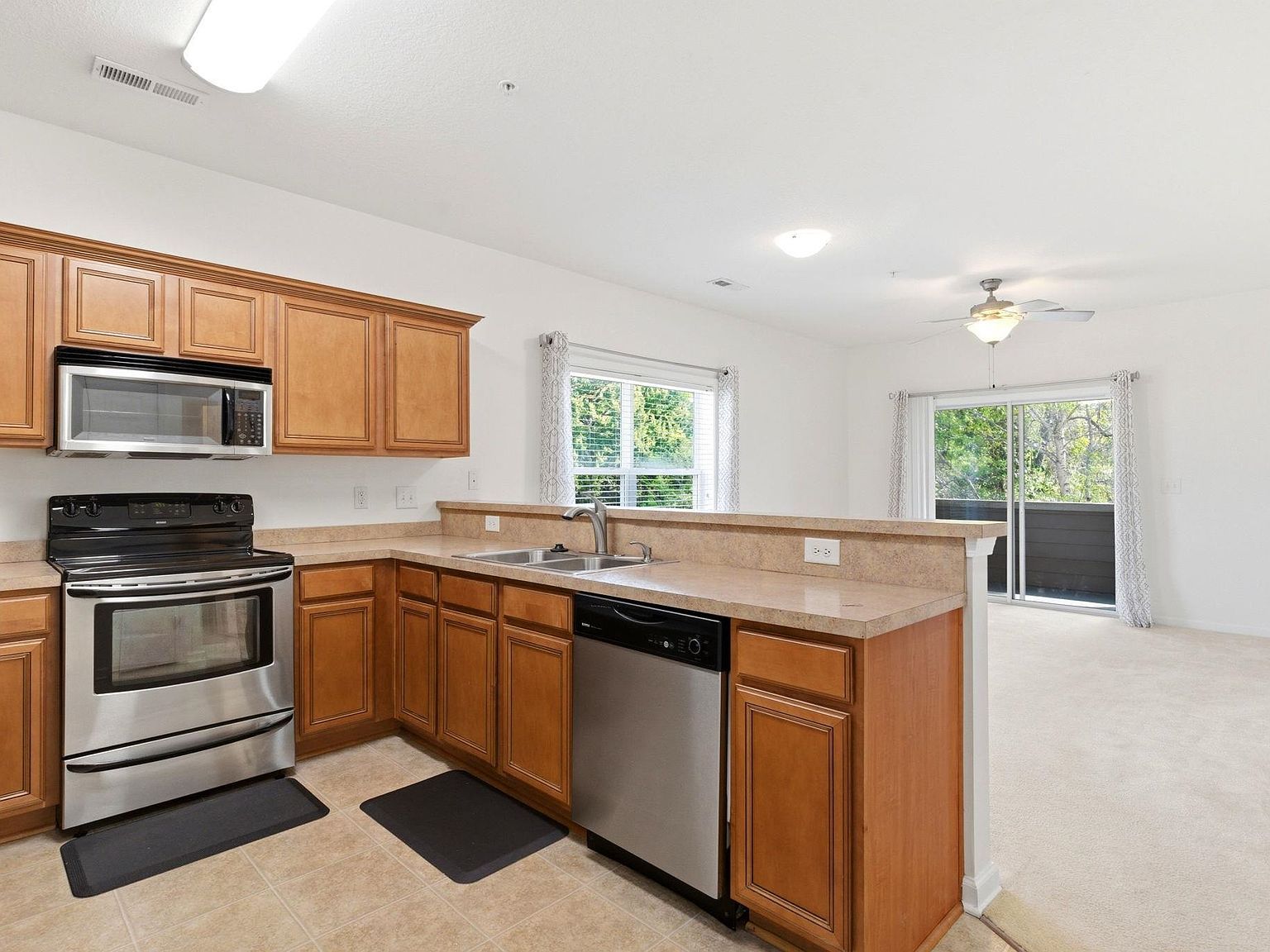 4104 Pinehurst Cir #2-E Little River, SC 29566 - Thumbnail 3