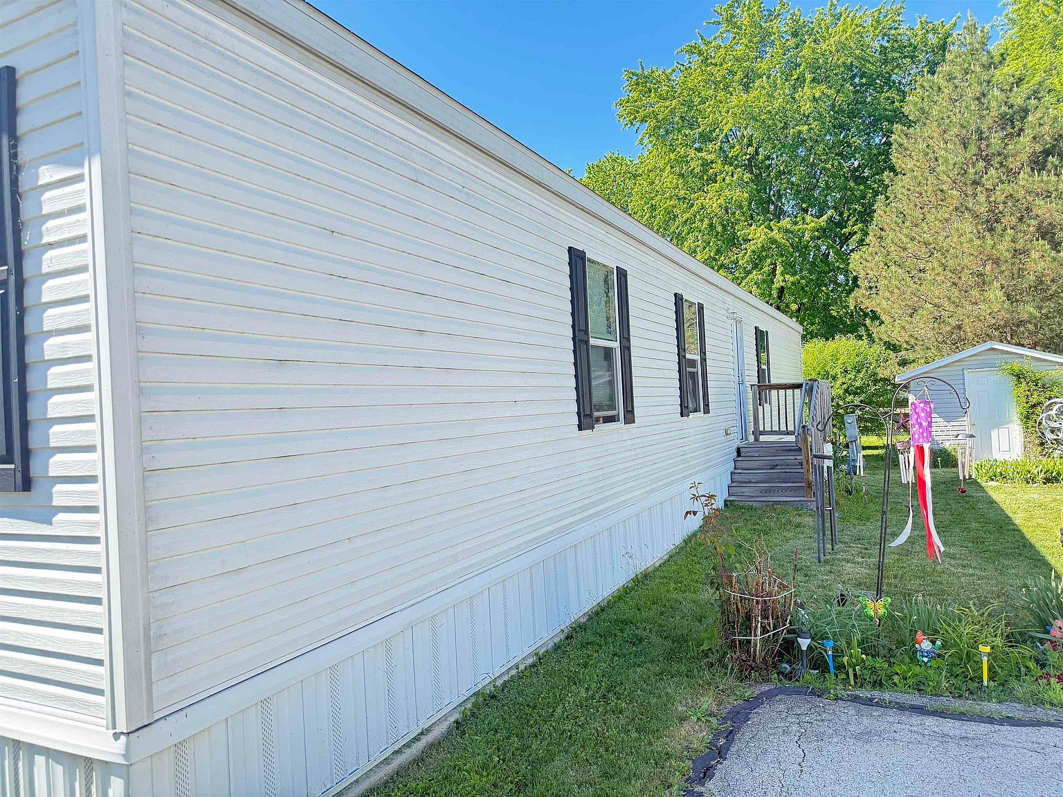 871 S Main St North Fond Du Lac, WI 54935 - Thumbnail 3