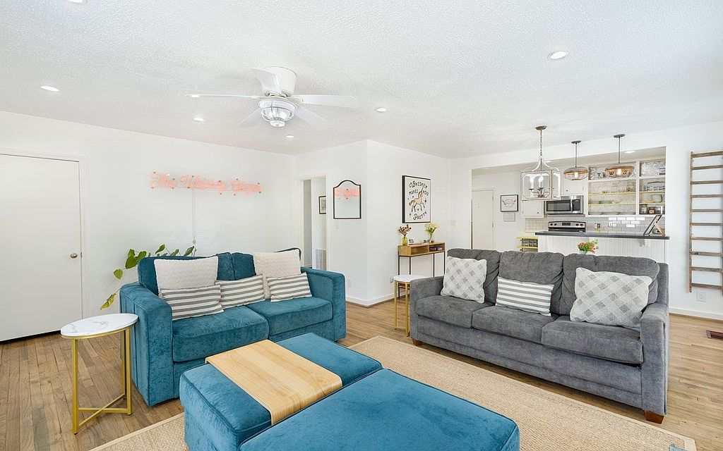 901 E Highway St Fredericksburg, TX 78624 - Thumbnail 3