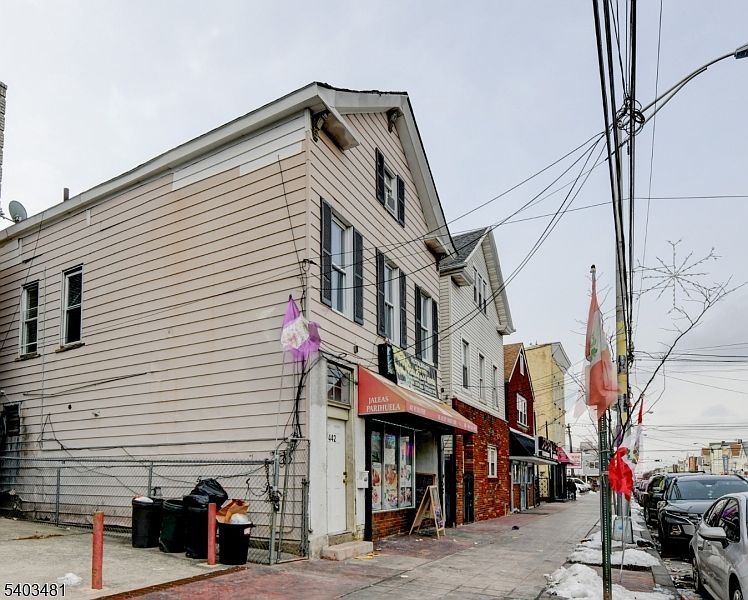 442 Elizabeth Ave Elizabeth, NJ 07206 - Thumbnail 3