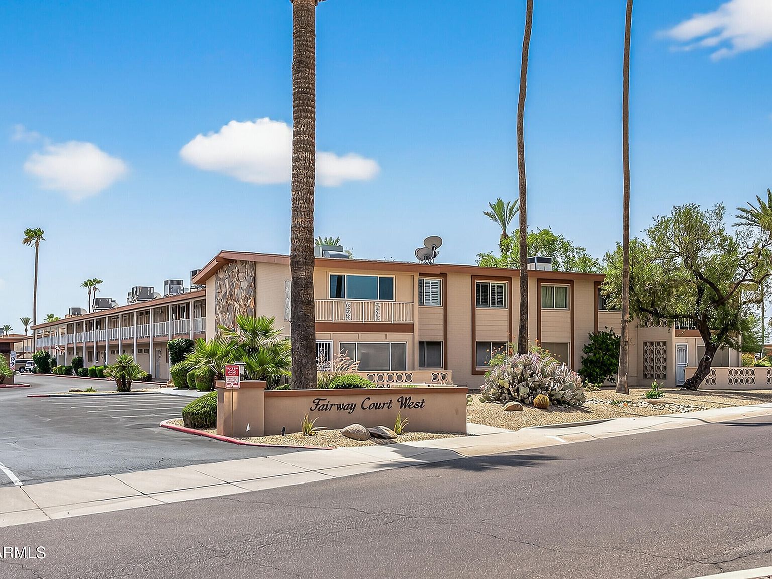 10851 N Fairway Ct W Sun City, AZ 85351 - Thumbnail 3