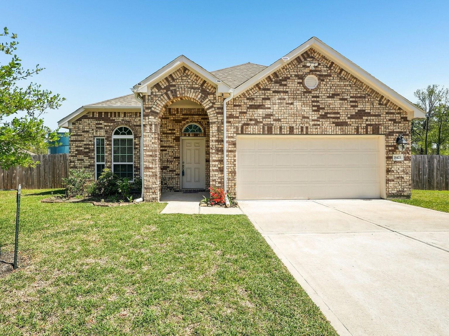 18473 Railroad Ave New Caney, TX 77357 - Thumbnail 3