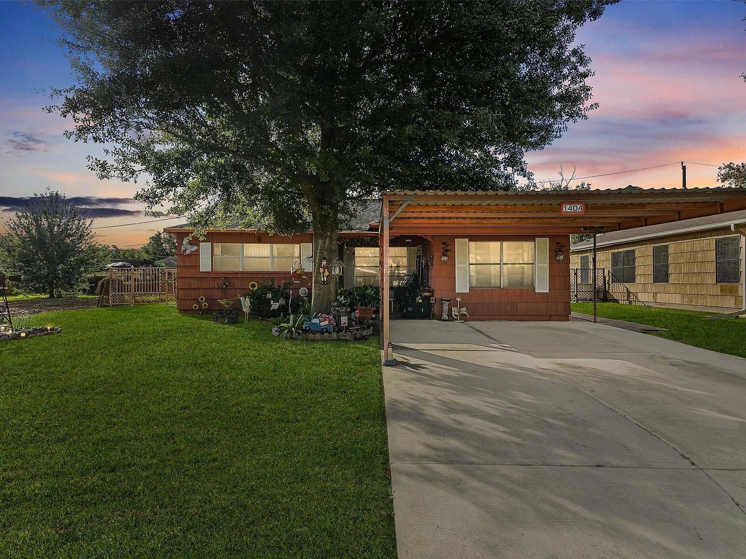 1404 Hemlock Dr Pasadena, TX 77502 - Thumbnail 3