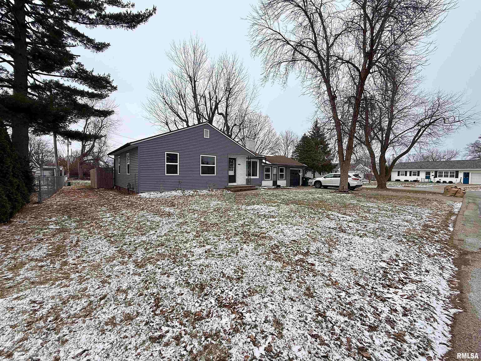 3230 N College Ave Quincy, IL 62301 - Thumbnail 3