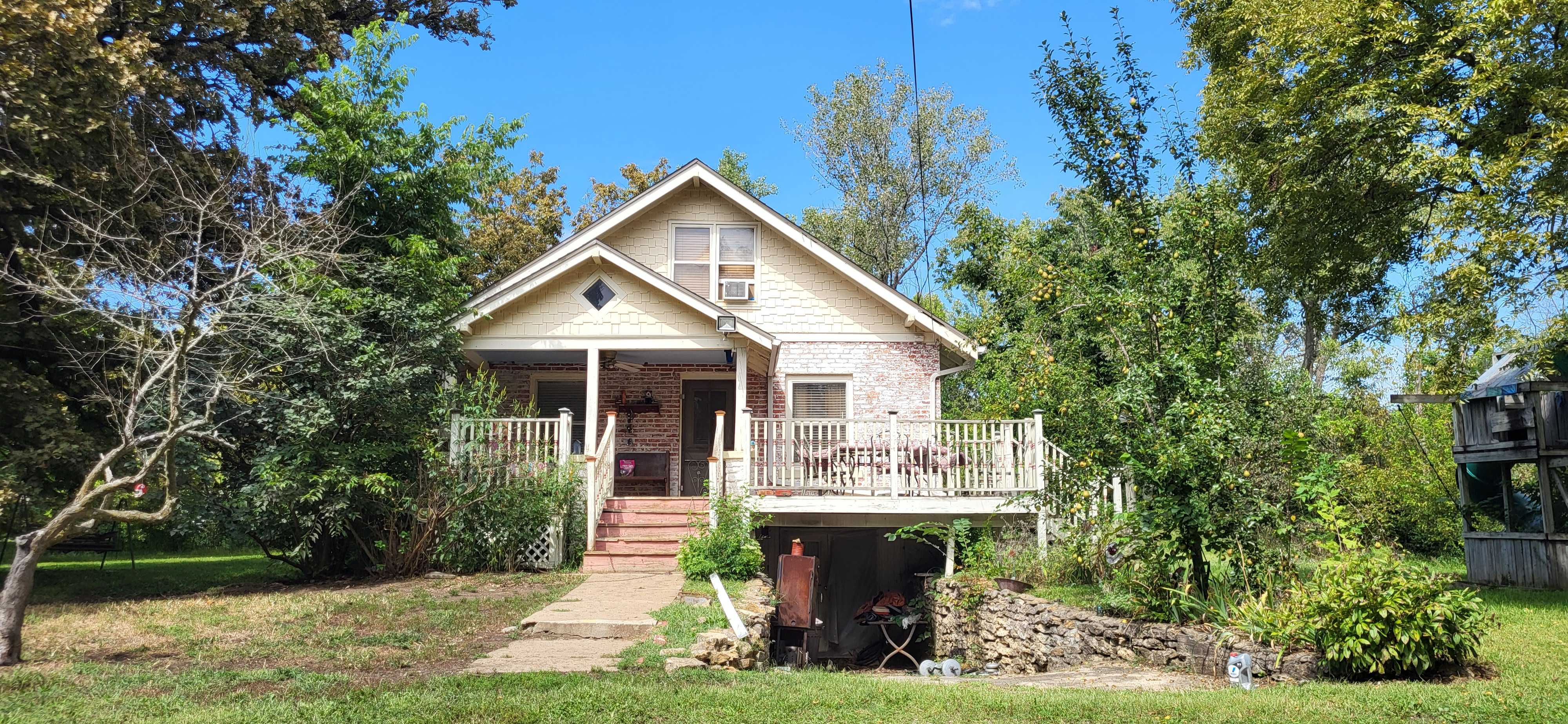 725 N Iron St, Paola, KS, USA, 66071 - Thumbnail 3