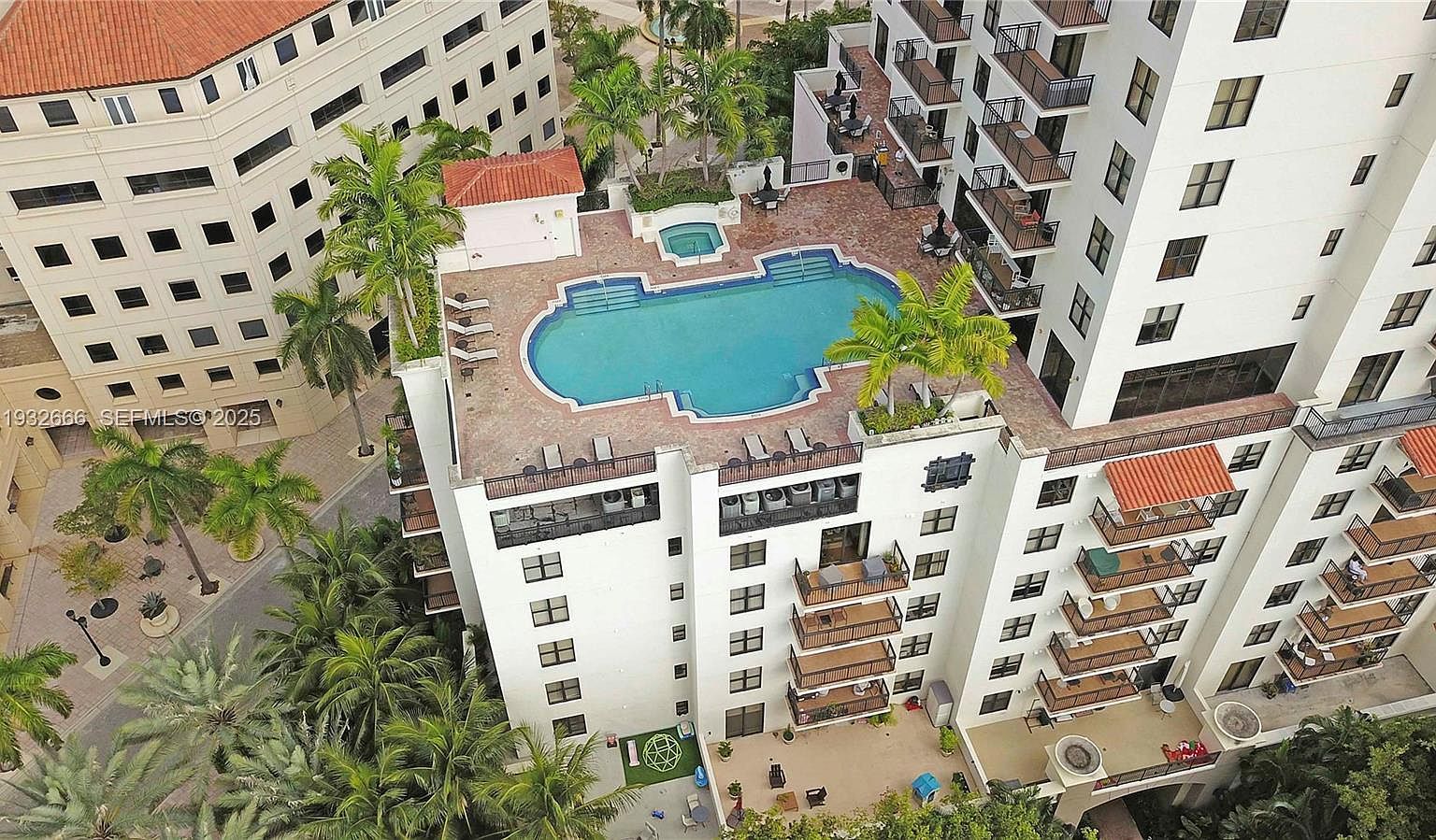 888 S Douglas Rd APT 1203 Coral Gables, FL 33134 - Thumbnail 3