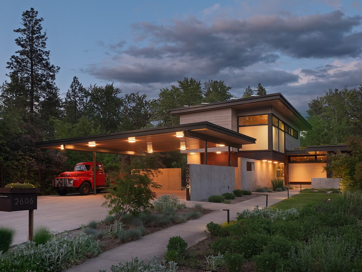 2606 Sycamore St Missoula, MT 59802 - Thumbnail 3