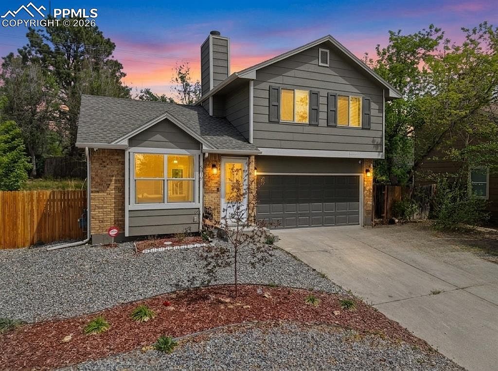 576 Lindstrom Dr Colorado Springs, CO 80911 - Thumbnail 3