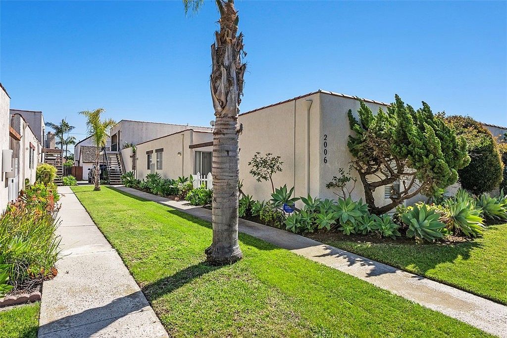 2006 California St Huntington Beach, CA 92648 - Thumbnail 3