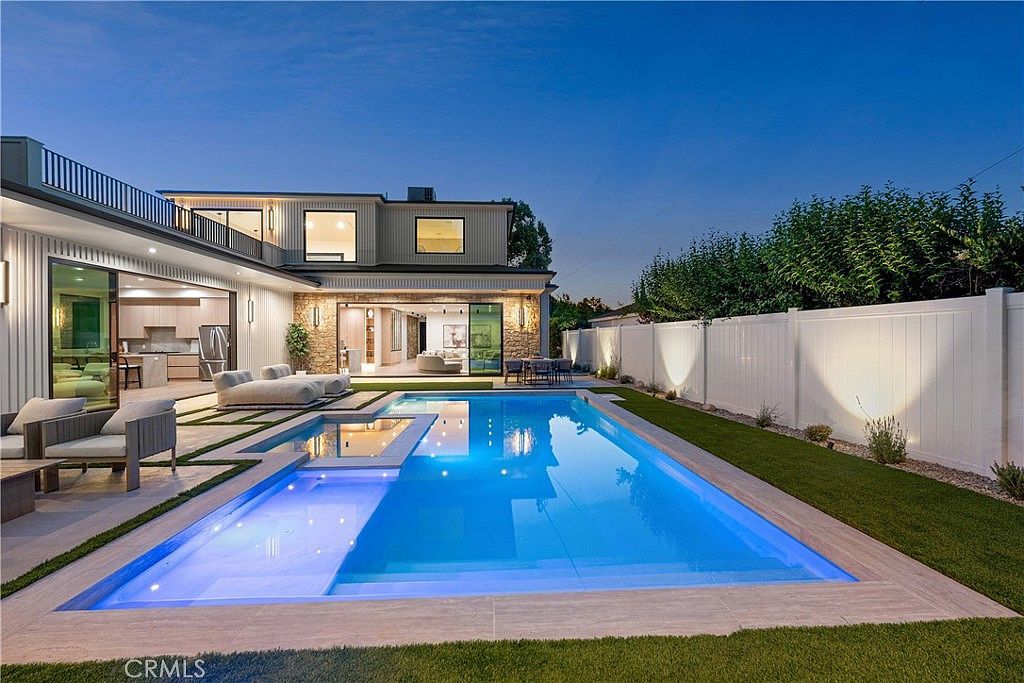 16728 Morrison St Encino, CA 91436 - Thumbnail 3