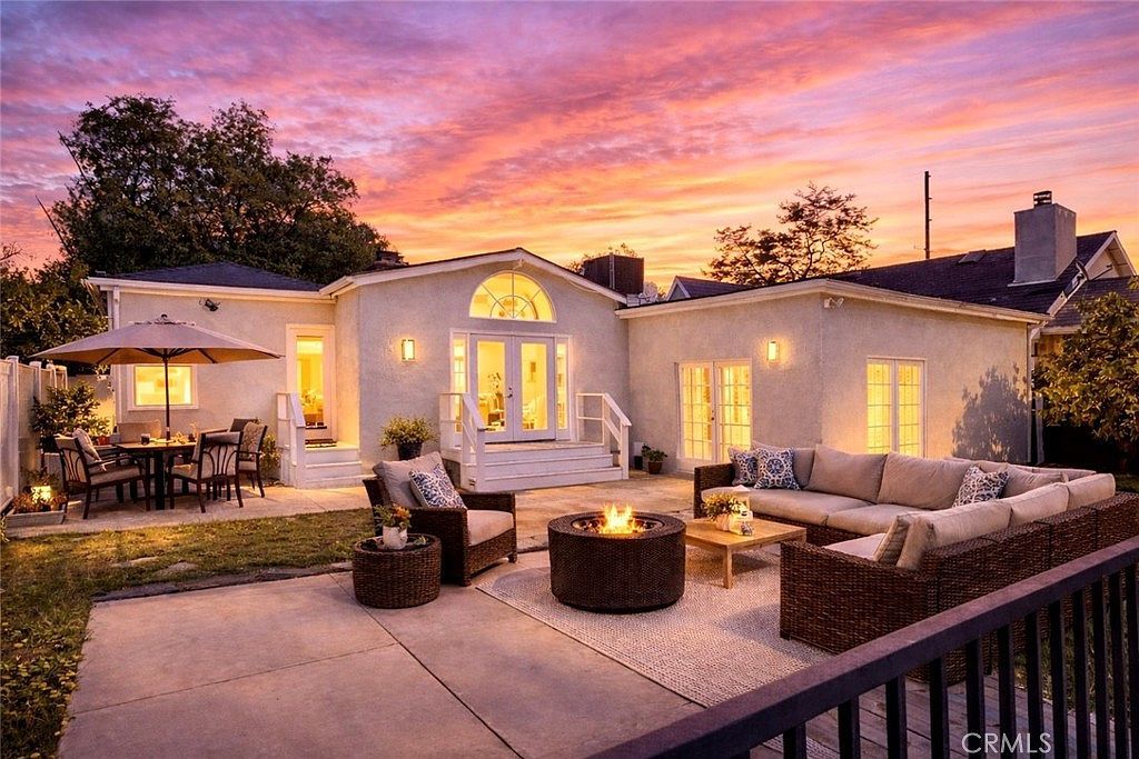 11814 Hesby St Valley Village, CA 91607 - Thumbnail 3