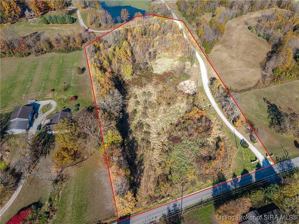 329 E Cutshall Rd Austin, IN 47102 - Thumbnail 3