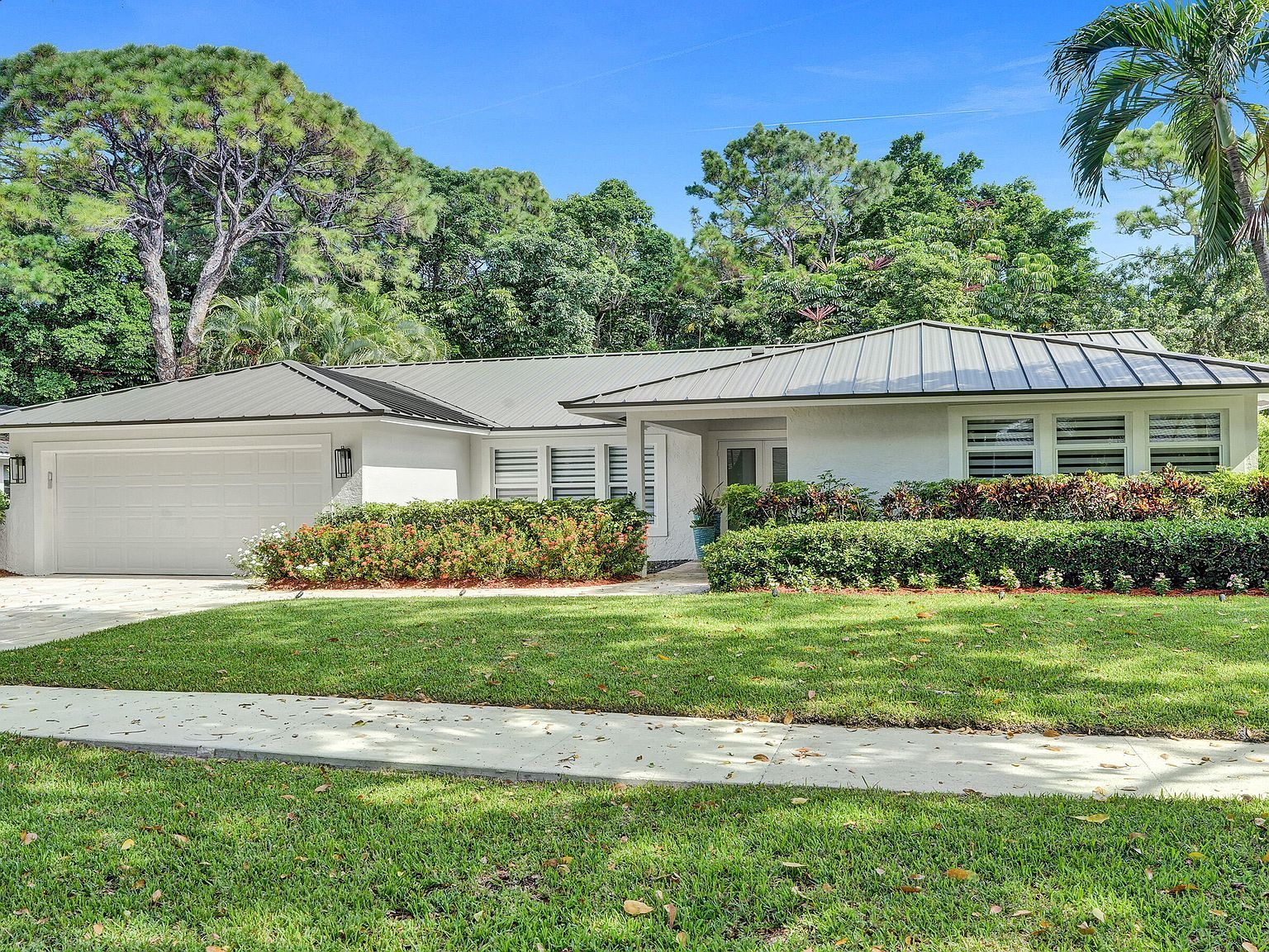 2421 NW 36th St Boca Raton, FL 33431 - Thumbnail 3