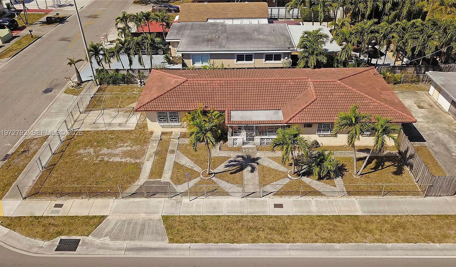 799 E 30th St Hialeah, FL 33013 - Thumbnail 3