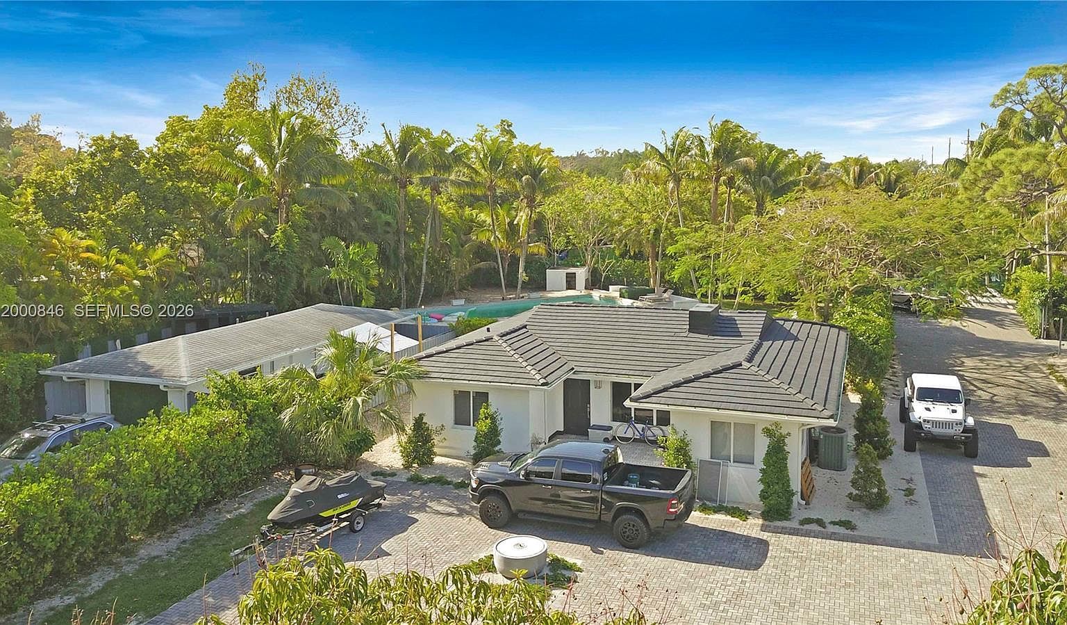 8390 SW 64th St Miami, FL 33143 - Thumbnail 3