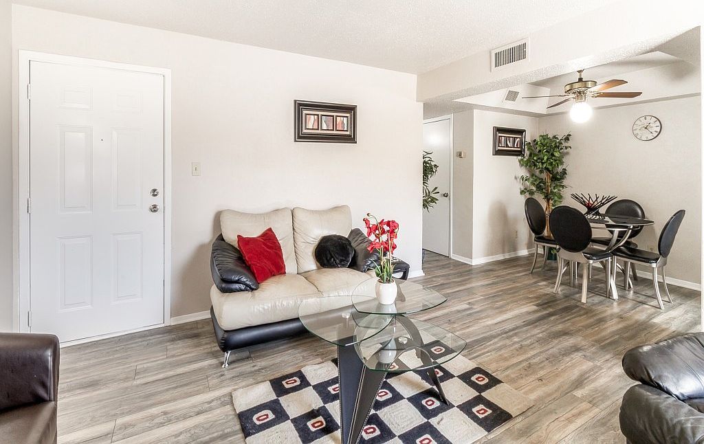 7431 Holly Hill Dr APT 210 Dallas, TX 75231 - Thumbnail 3