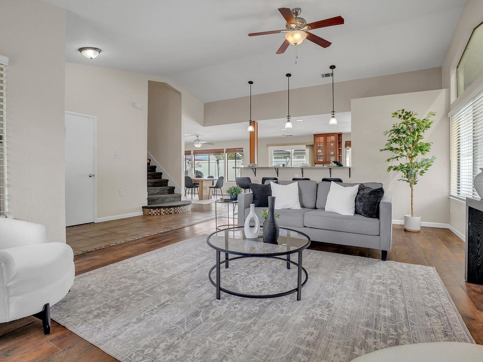 1529 Denese Ct Manteca, CA 95337 - Thumbnail 3