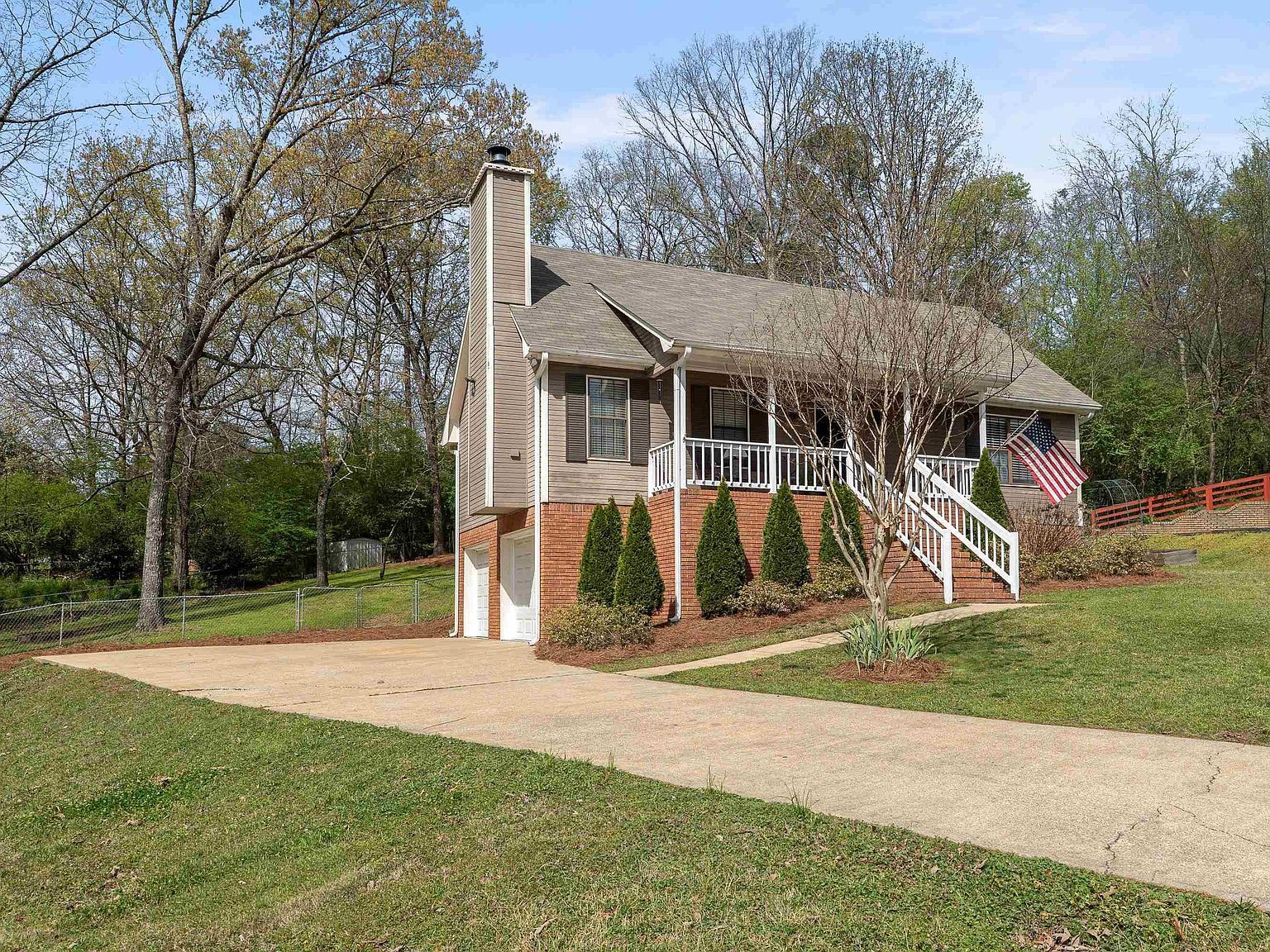 3122 Cedarbrook Ln Trussville, AL 35173 - Thumbnail 3