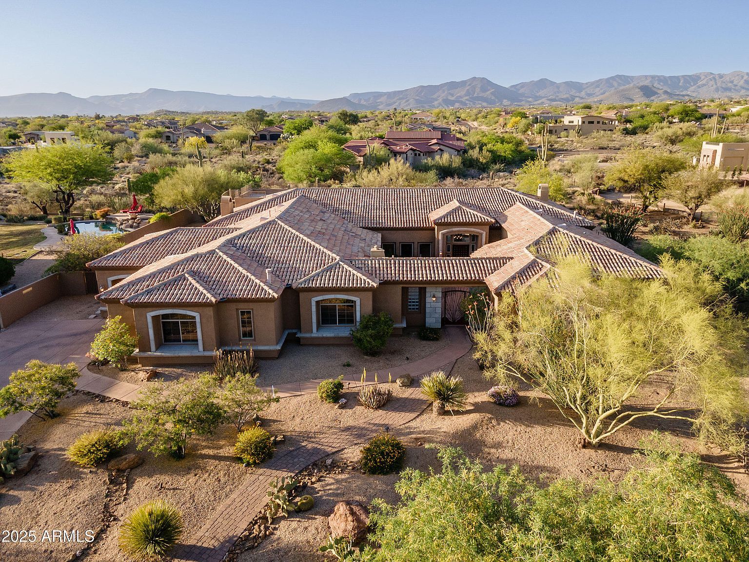 8392 E Eagle Feather Rd Scottsdale, AZ 85266 - Thumbnail 3