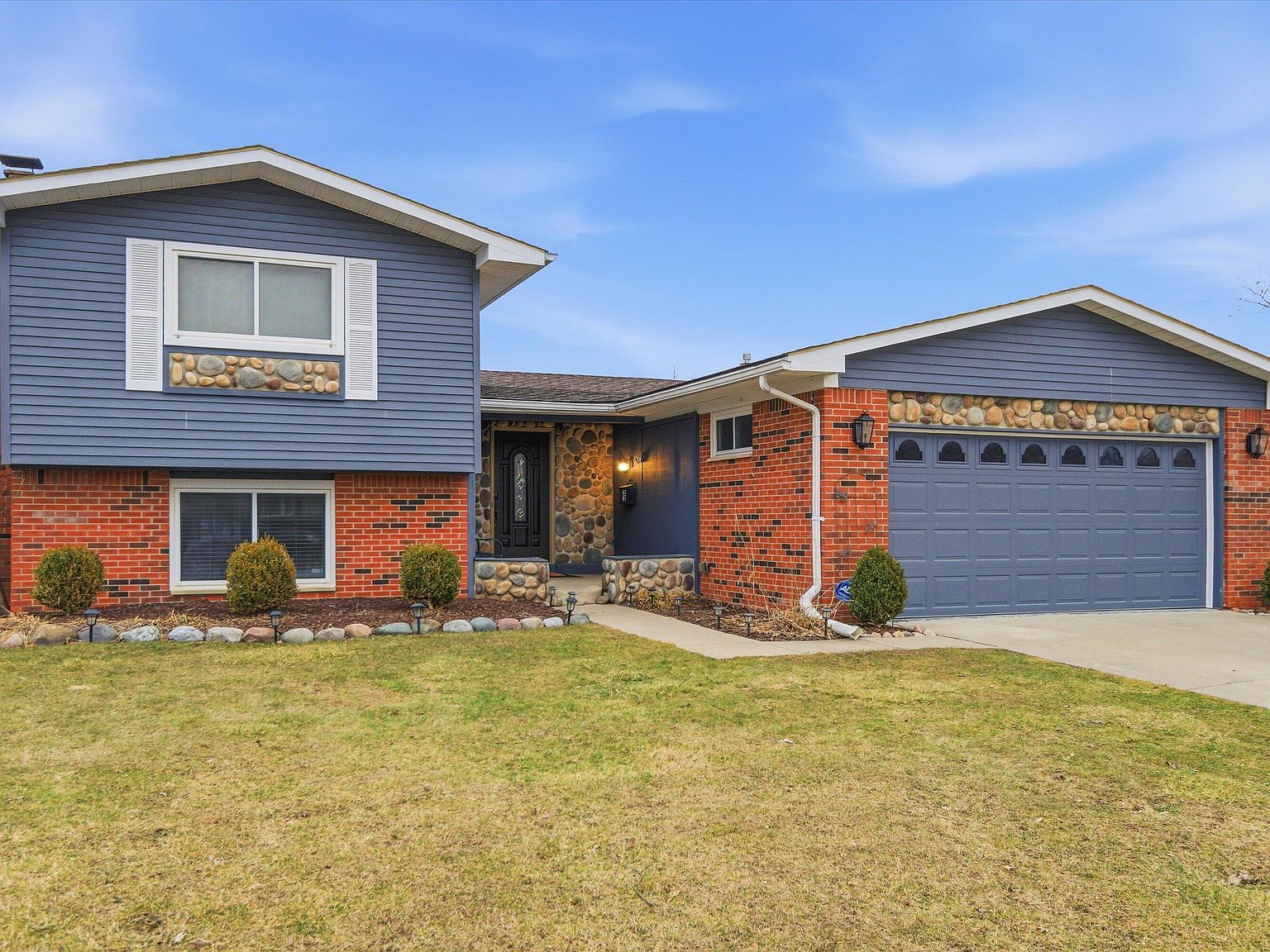 6622 Carriage Hills Dr Canton, MI 48187 - Thumbnail 3