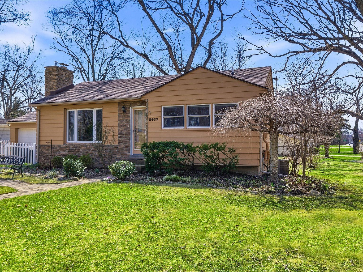 2437 Burns St Ypsilanti, MI 48197 - Thumbnail 3