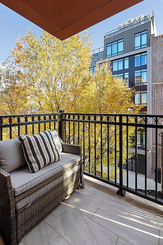 31-22 29th St #4A Astoria, NY 11106 - Thumbnail 3