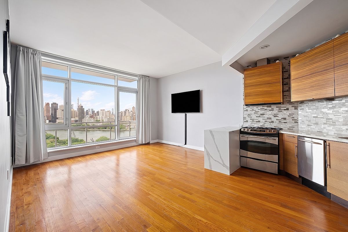 11-24 31st Ave #15B Astoria, NY 11106 - Thumbnail 3