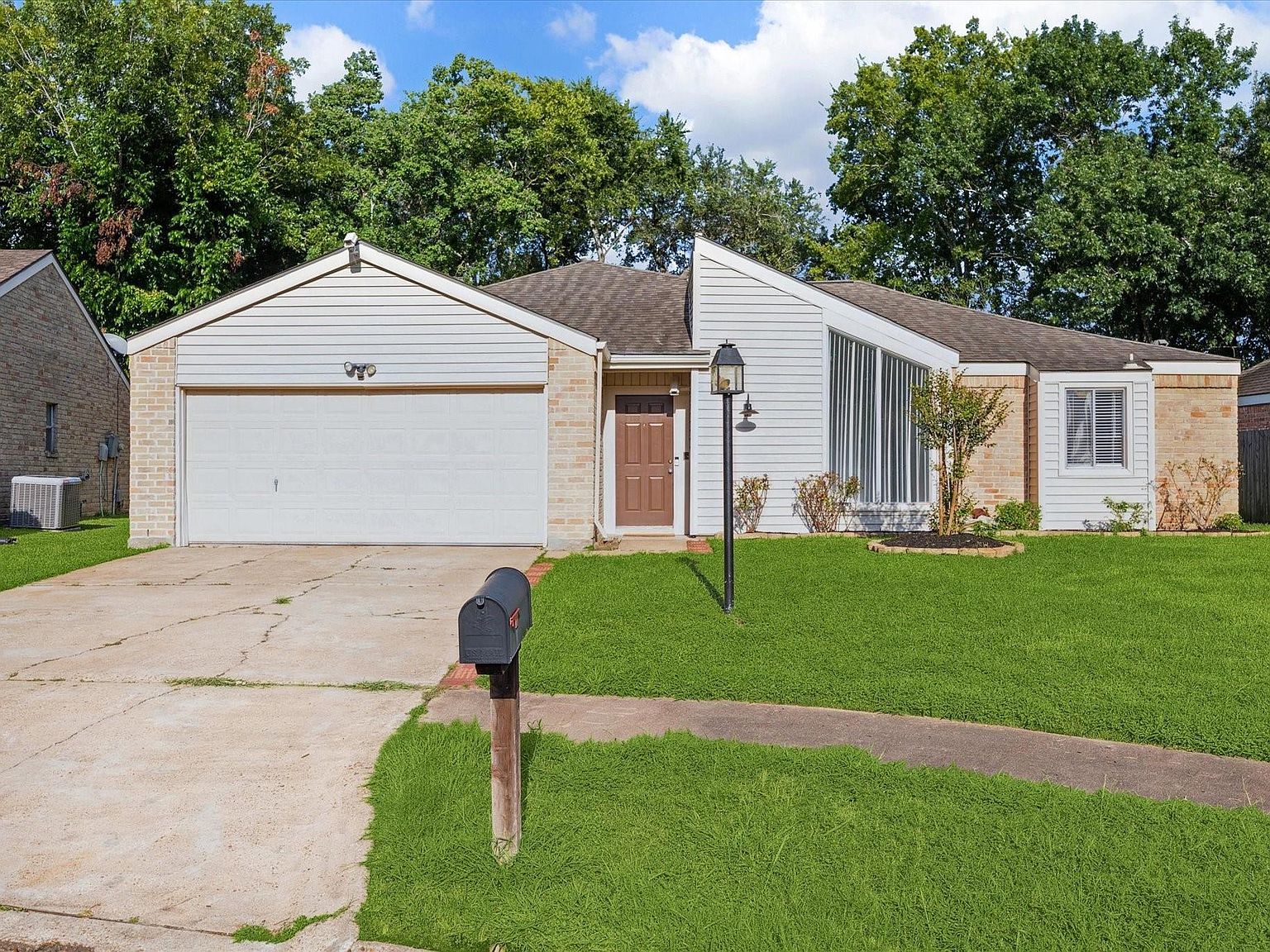 12411 Caren Ct Houston, TX 77031 - Thumbnail 3