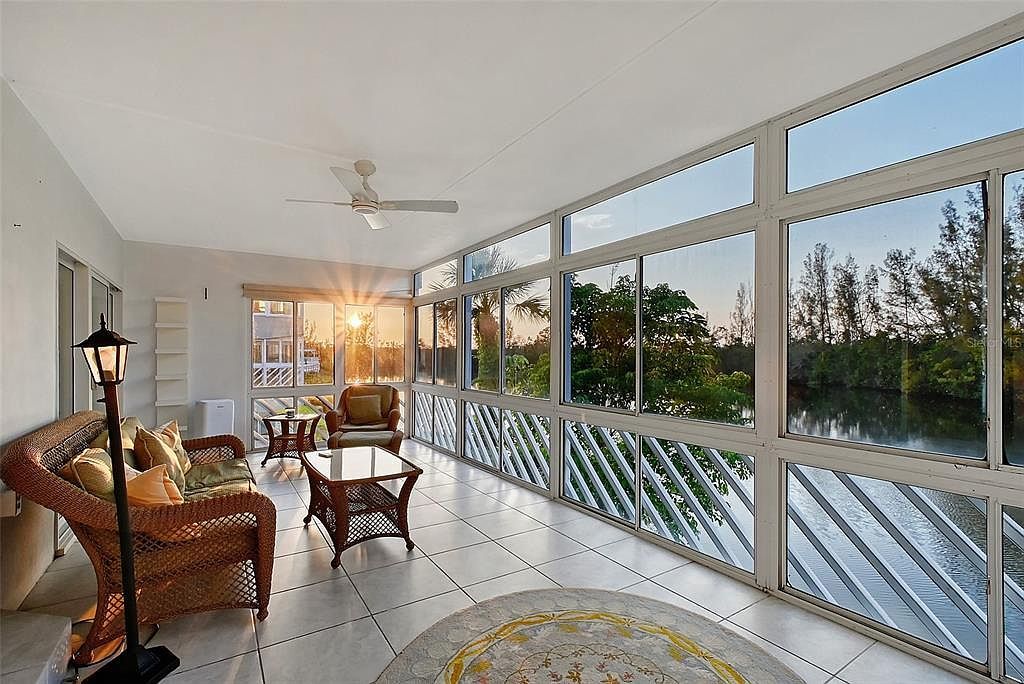 111 Tidy Island Blvd Bradenton, FL 34210 - Thumbnail 3