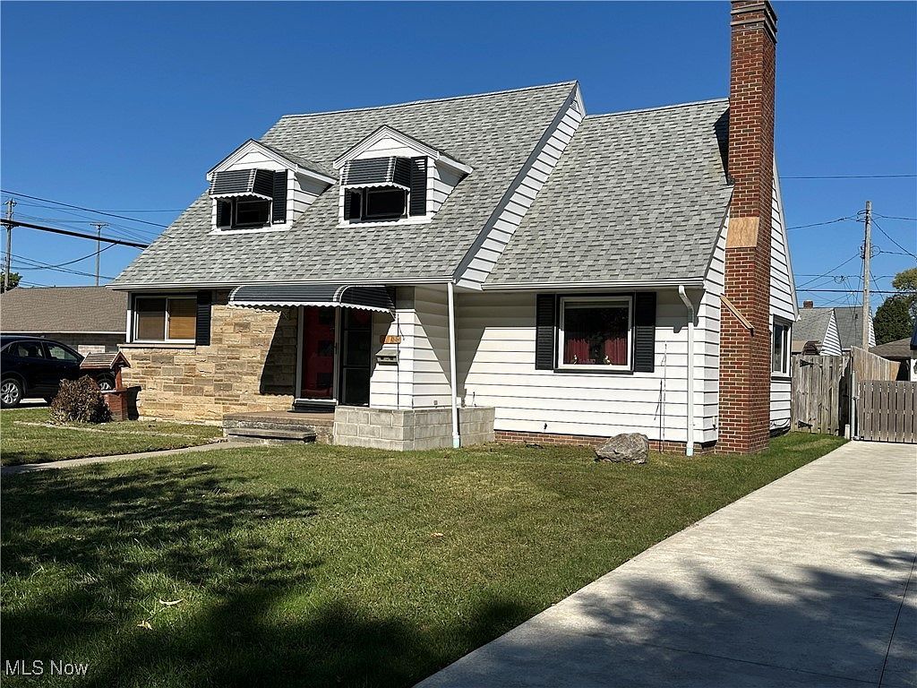 7108 Brookside Dr Cleveland, OH 44144 - Thumbnail 3