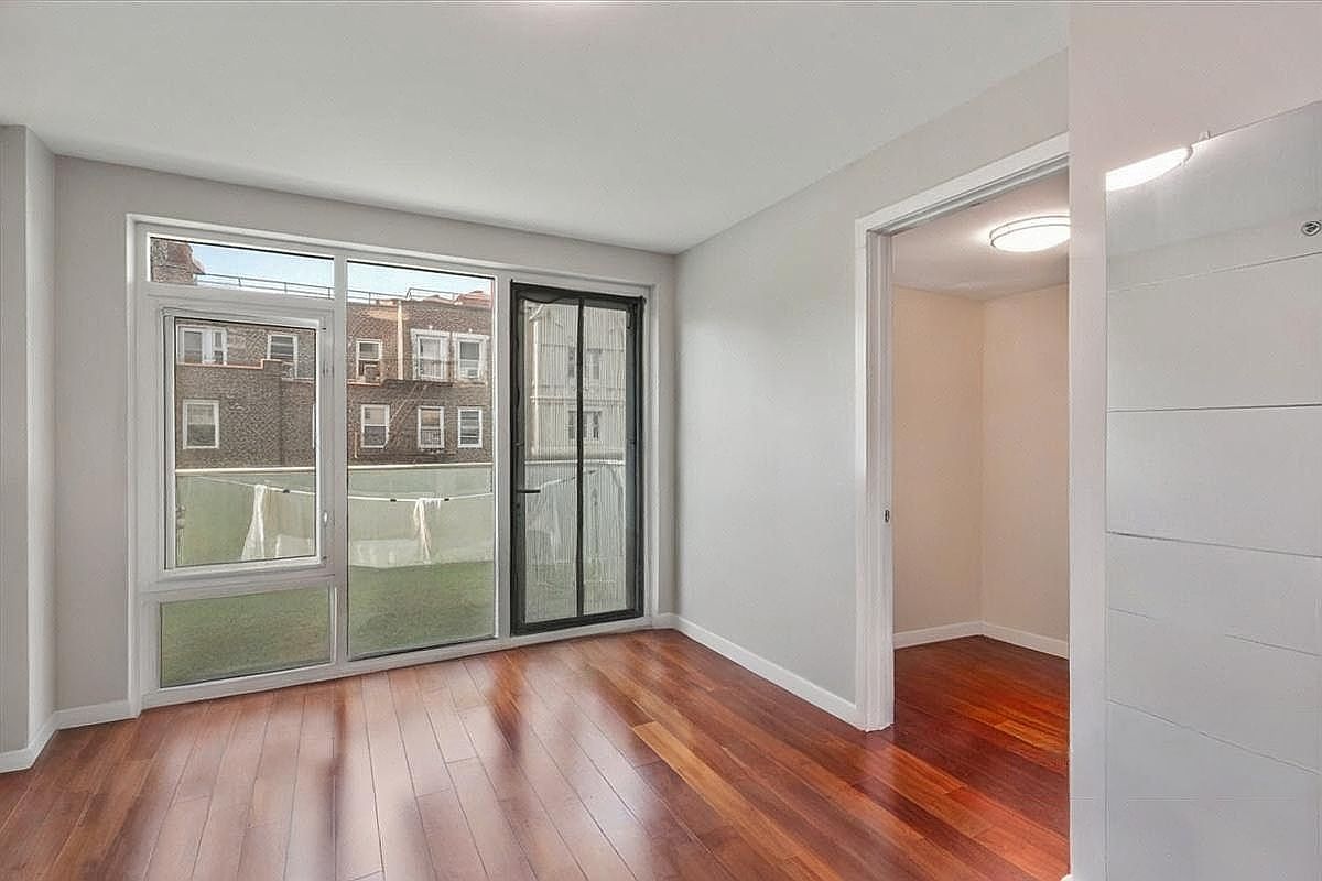 142-38 37th Ave #5A Flushing, NY 11354 - Thumbnail 3