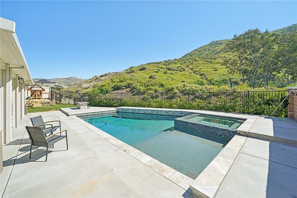 20995 Mountain Gate Dr Riverside, CA 92507 - Thumbnail 3