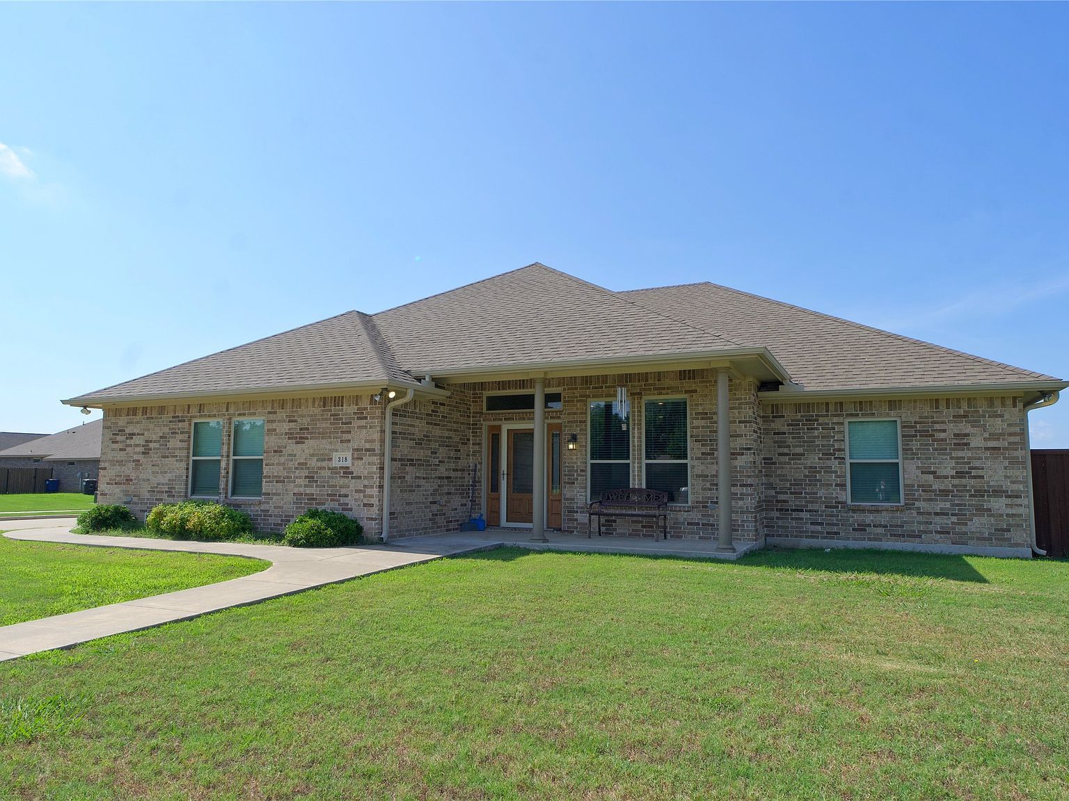 318 W 4th St Lindsay, TX 76250 - Thumbnail 3