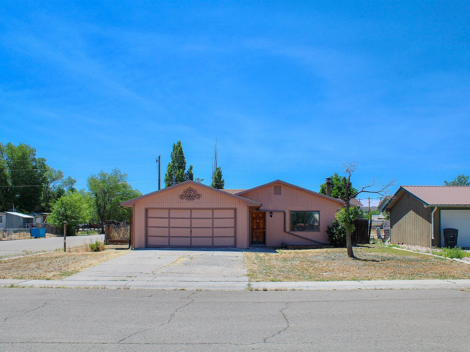 255 E Raven Ave Rangely, CO 81648 - Thumbnail 3