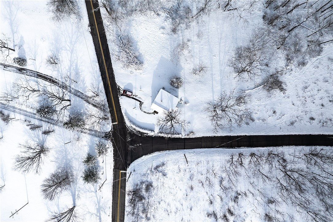 1198 Morgan Rd Bridgeville, PA 15017 - Thumbnail 3