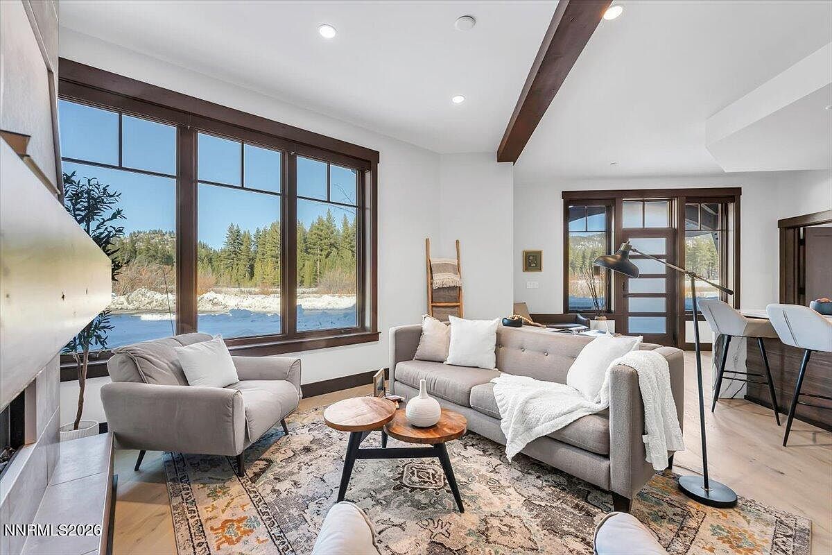 28 Beach Club Dr #403 Stateline, NV 89449 - Thumbnail 3