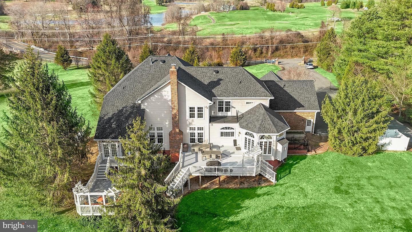 13215 Twin Lakes Dr Clifton, VA 20124 - Thumbnail 3