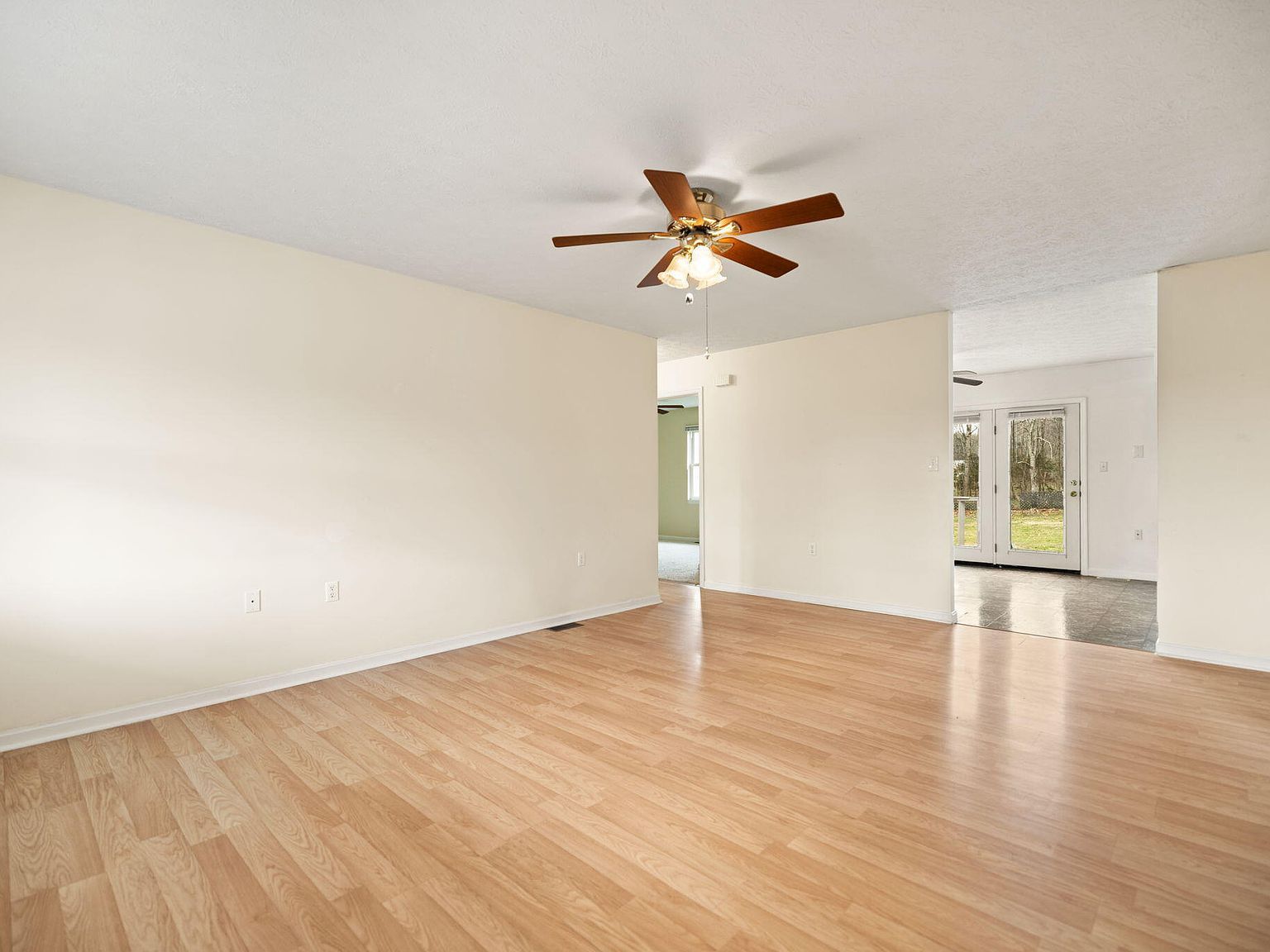 124 Blake Dr Jeffersonville, KY 40337 - Thumbnail 3